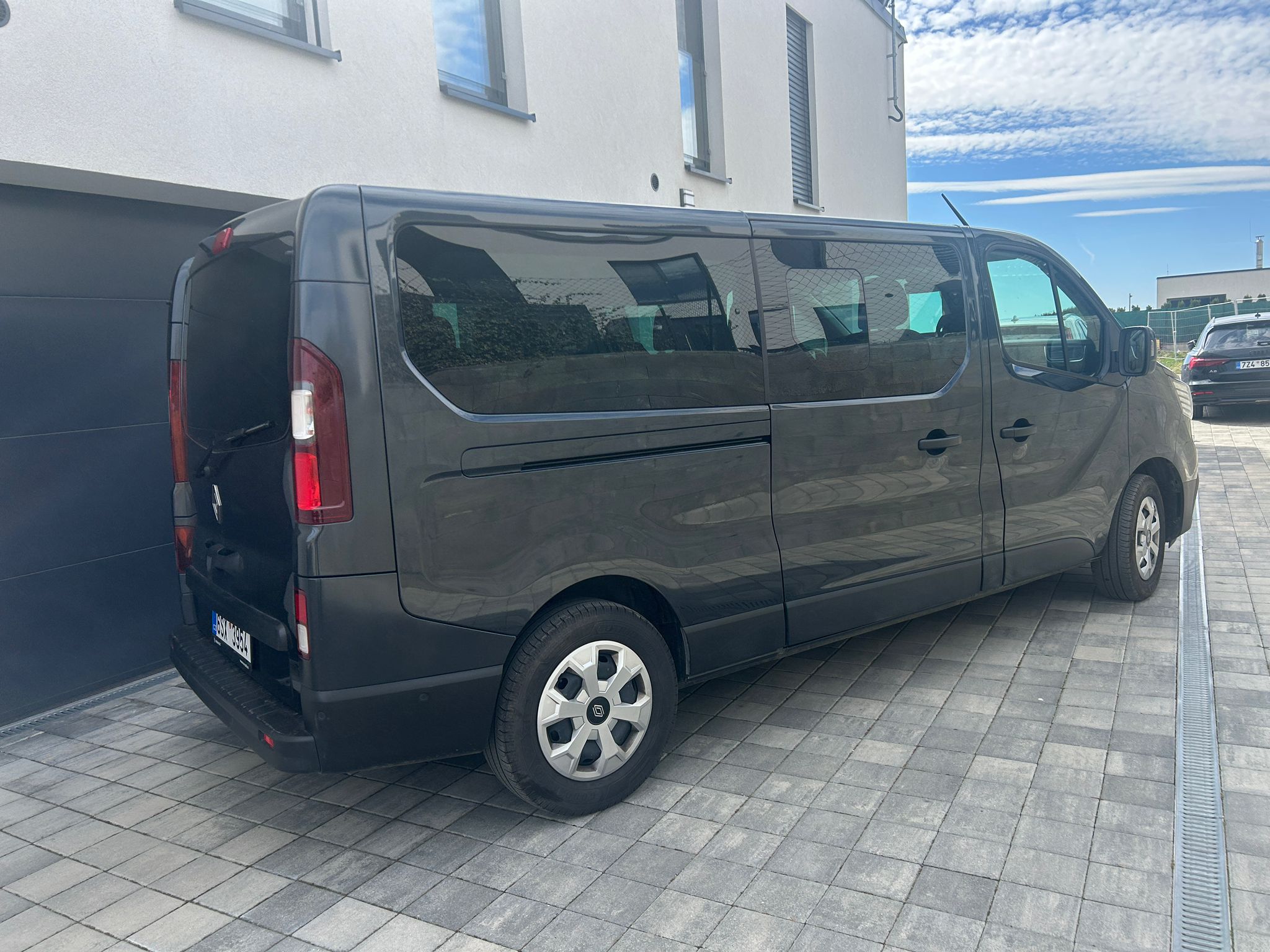 RENAULT TRAFIC 2.0 TDI 110 kW