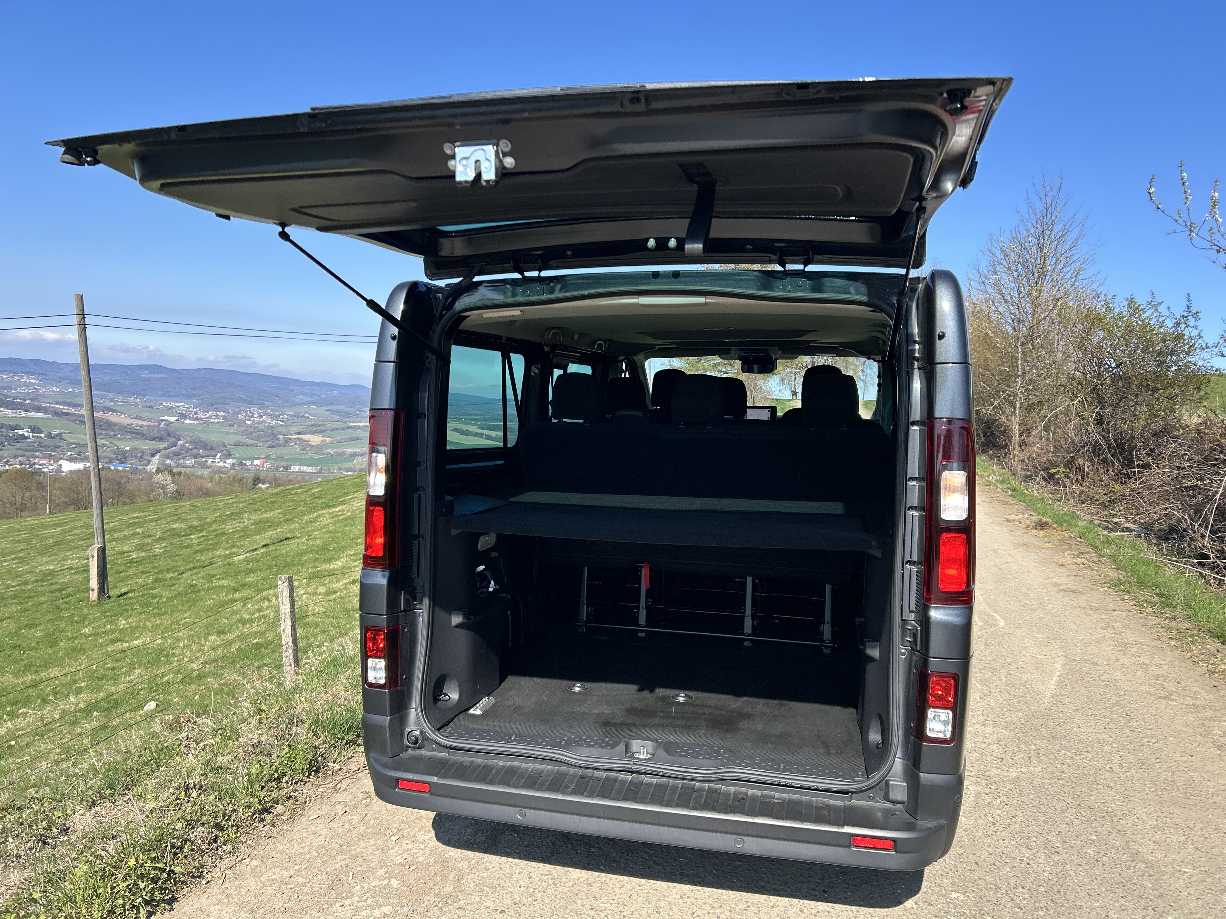 RENAULT TRAFIC 2.0 TDI 110 kW