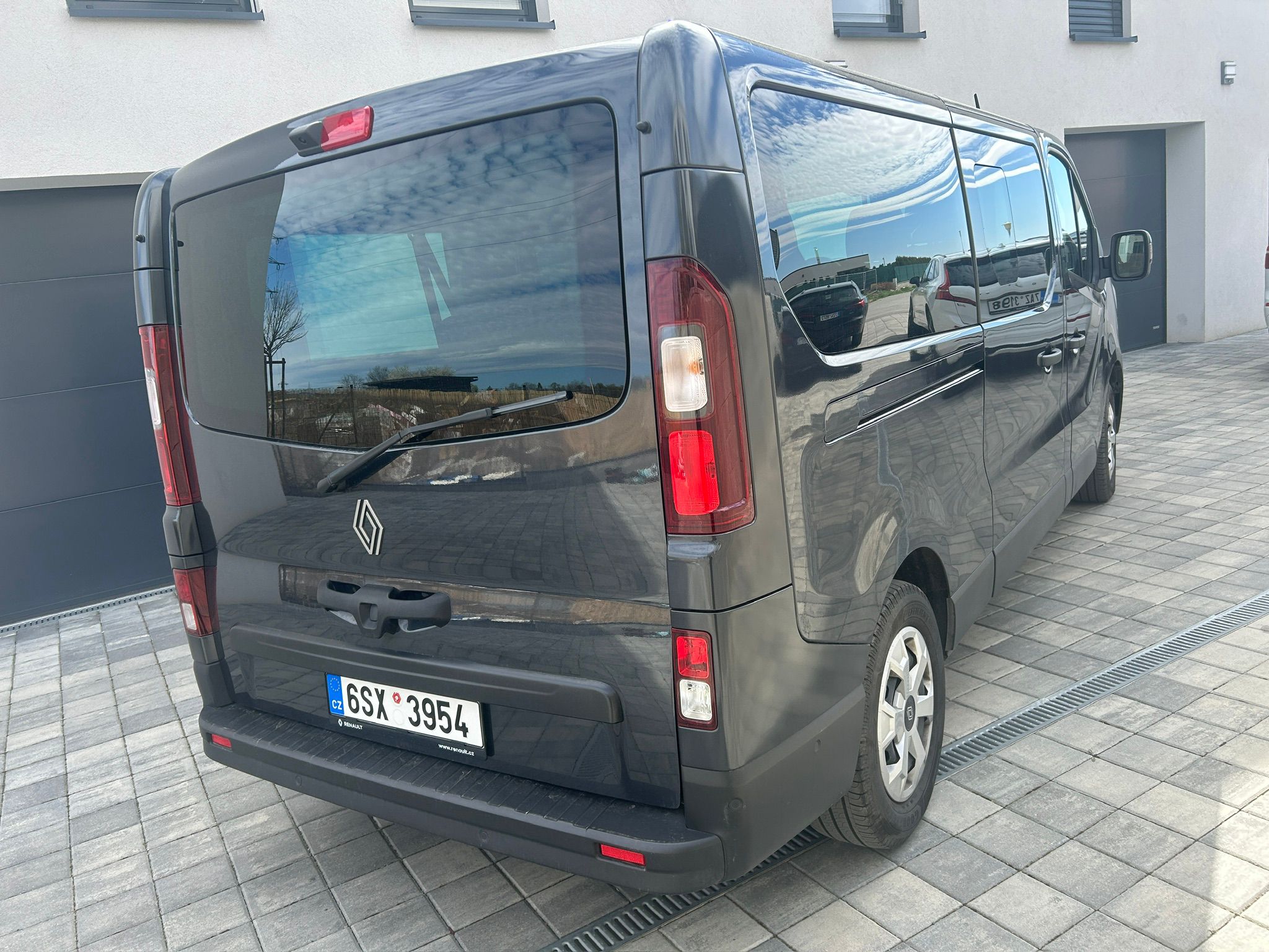 RENAULT TRAFIC 2.0 TDI