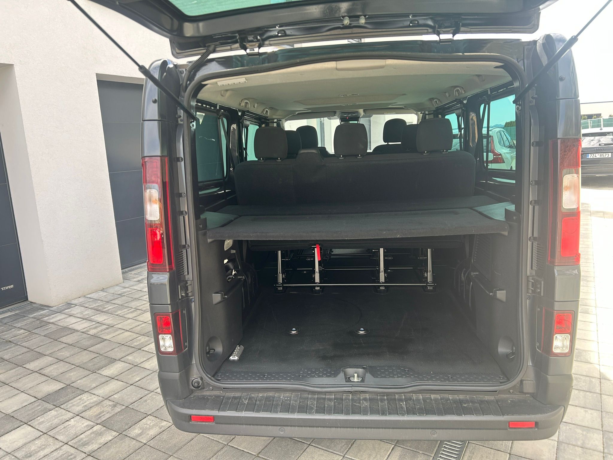 RENAULT TRAFIC 2.0 TDI