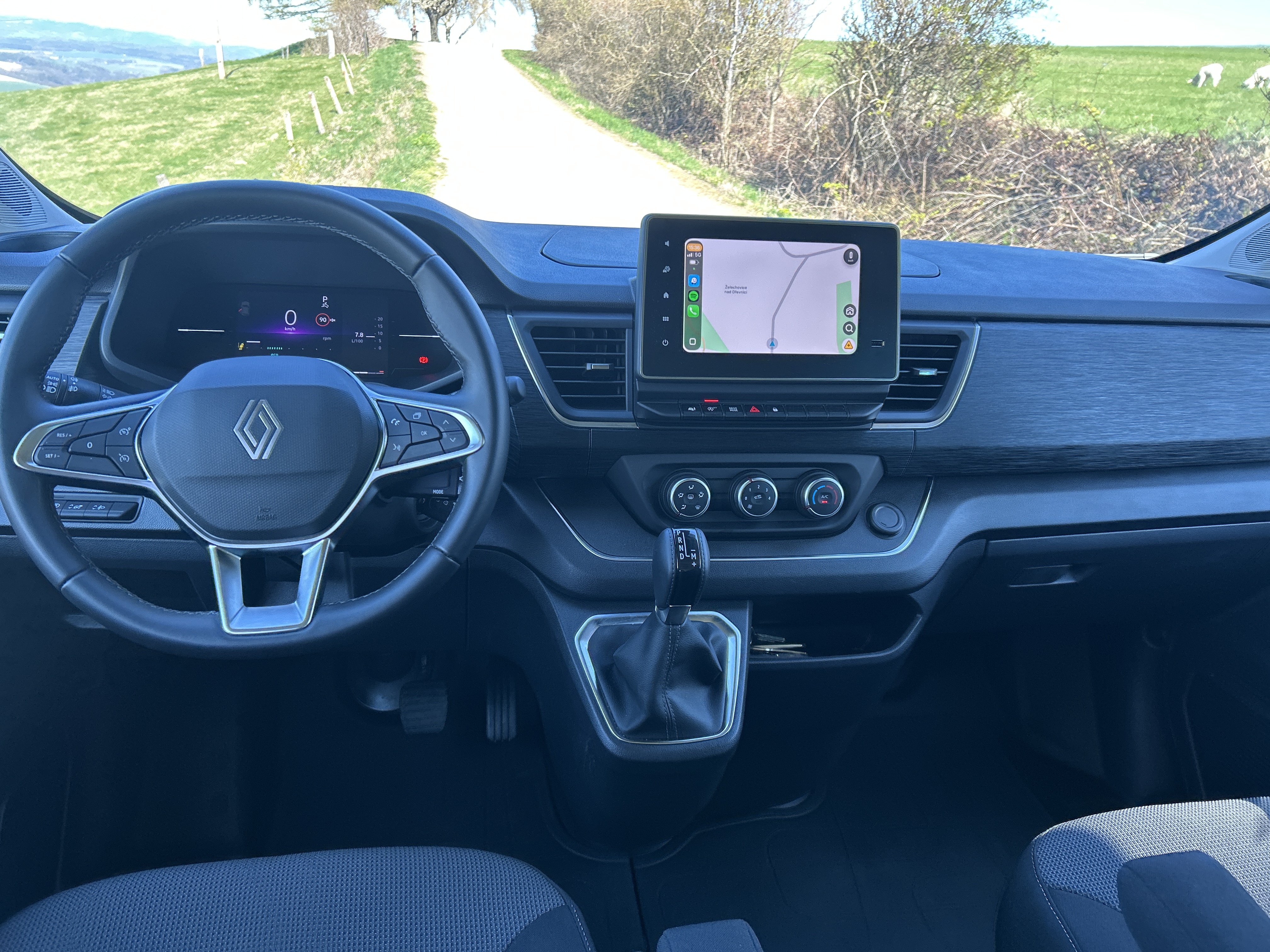 RENAULT TRAFIC 2.0 TDI